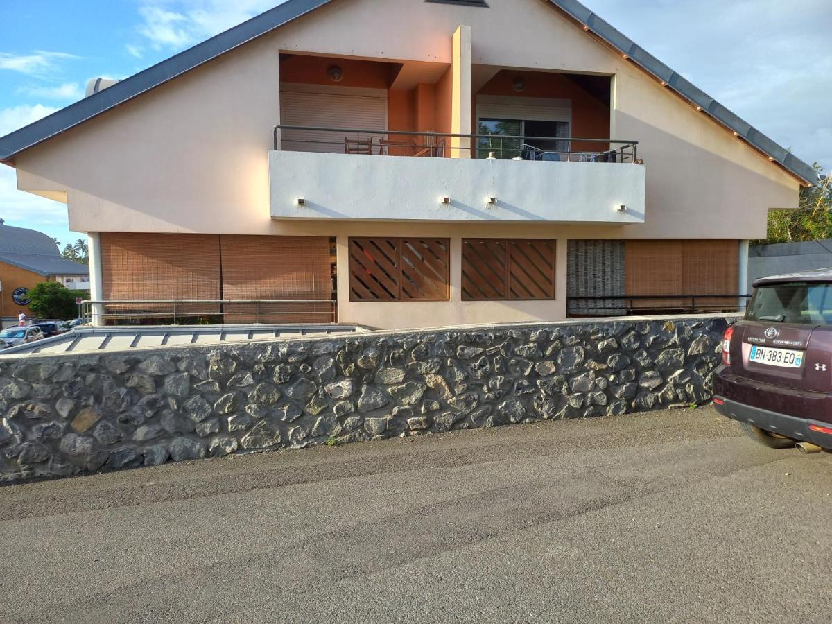 Bel Appartement Avec Terrasse Proche Des Plages Saint-Gilles Les Bains Exterior photo